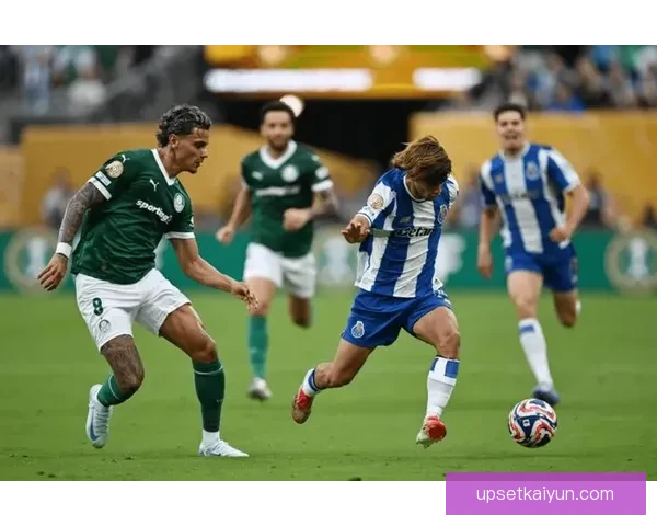 瓦拉内防守端表现稳健，持续提升球队竞争力